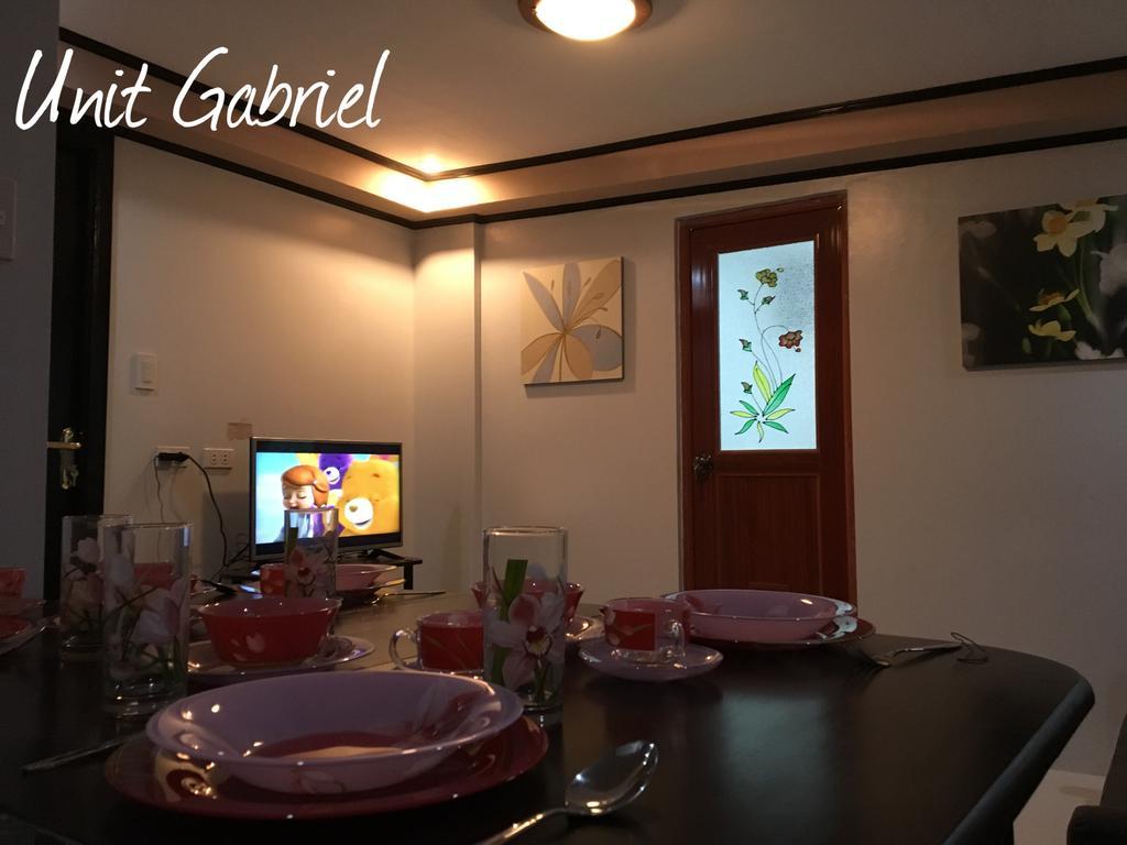 فندق La Famille باغيو المظهر الخارجي الصورة